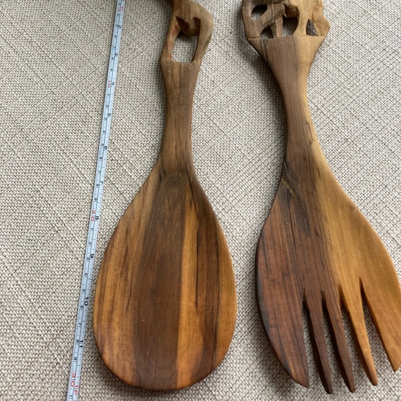 Salad servers, wooden, elephant and giraffe, hand carved, handmade, African - Picture 6 of 7